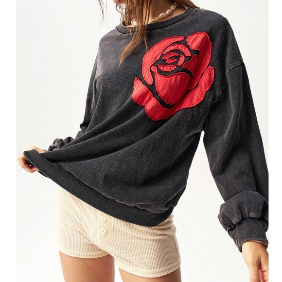 Cozy Cotton Mineral Wash Rose Patch Oversized Long Sleeve Top - Picture 2 of 6